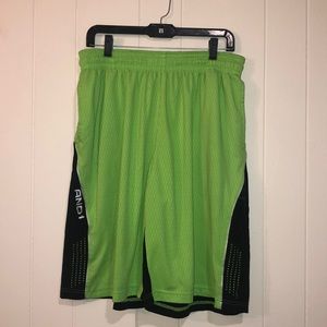 AND1 Men’s Basketball Green Shorts L